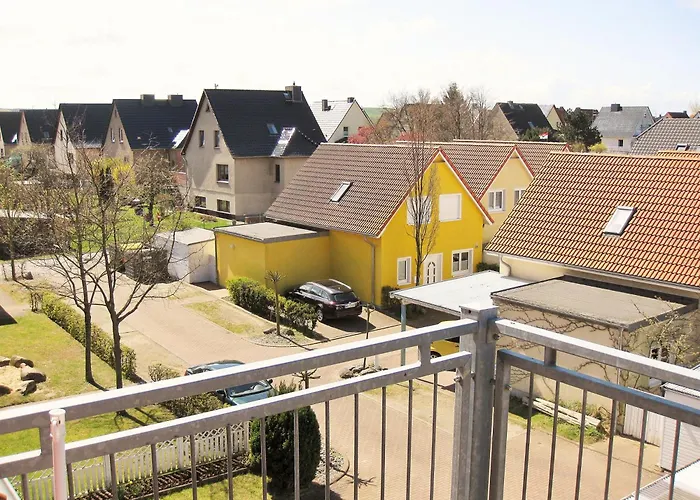 Haus Leuchtturm Kindler * Kuehlungsborn